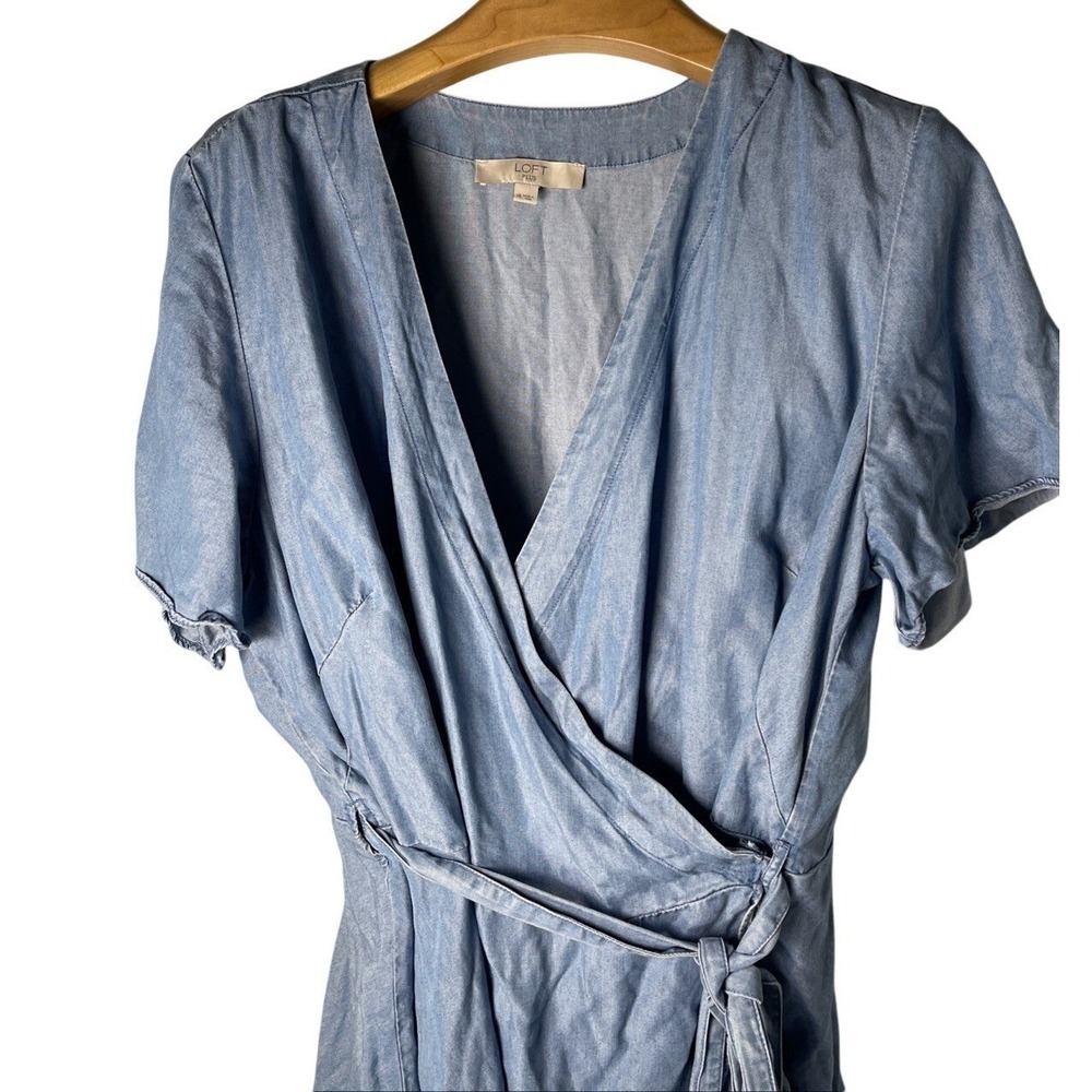 Loft Womens Chambray Blouse Size 18 Wrap Tie Front Lyocell Soft Comfy Classic